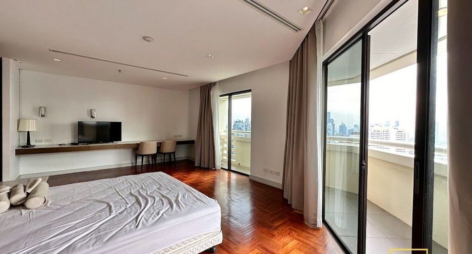 For rent 5 bed condo in Khlong Toei, Bangkok