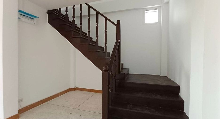 Haus zum Kauf mit 3 Zimmer in Bang Bo, Samut Prakan