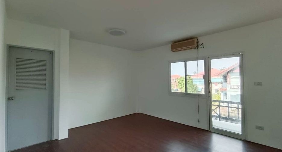 Haus zum Kauf mit 3 Zimmer in Bang Bo, Samut Prakan