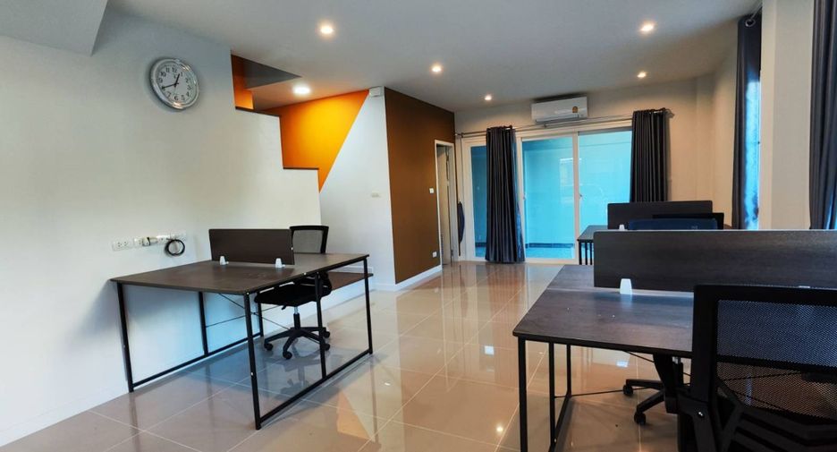 For rent 6 Beds office in Mueang Chiang Mai, Chiang Mai
