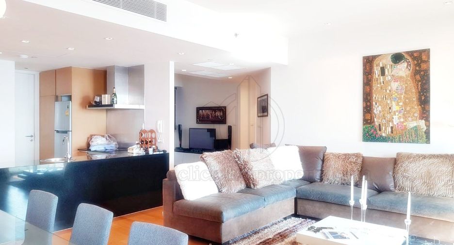 Condo en venta de 2 habitaciones en Yan Nawa, Bangkok