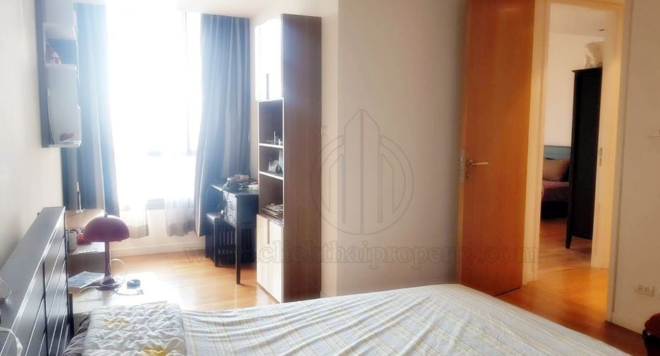 Condo en venta de 2 habitaciones en Yan Nawa, Bangkok