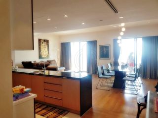 For sale 2 bedrooms condo in Yan Nawa, Bangkok