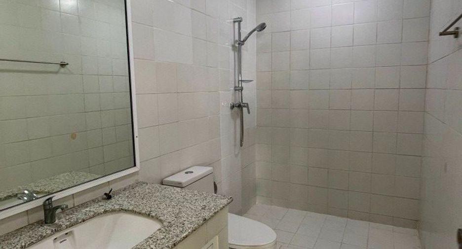 For rent 3 bedrooms apartment in Phaya Thai, Bangkok