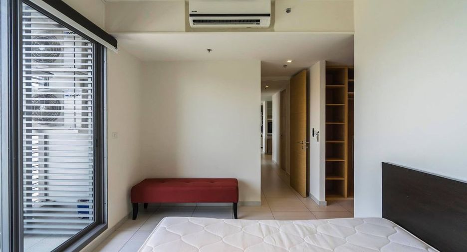 Condo en alquiler de 2 habitaciones en Khlong Toei, Bangkok