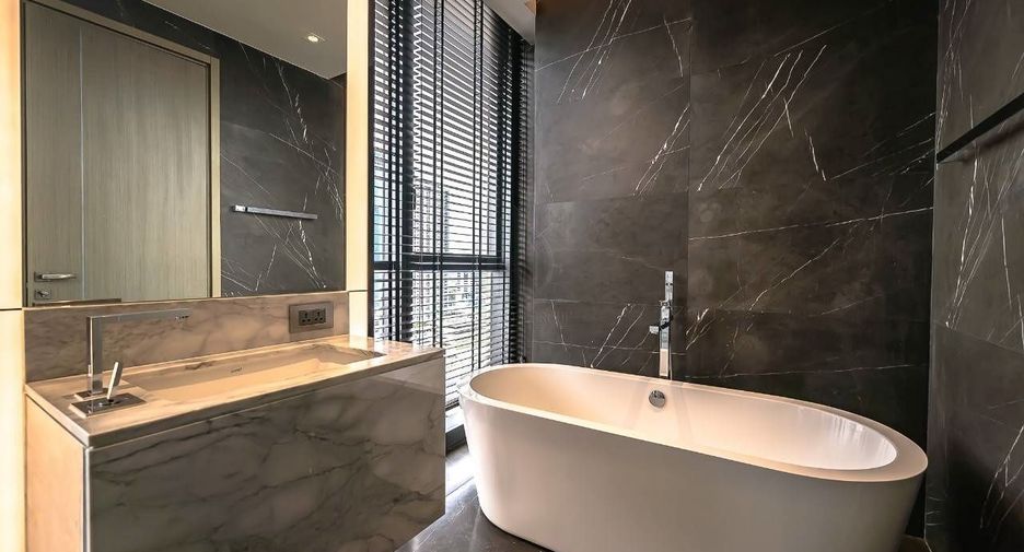 Condo en alquiler de 2 habitaciones en Watthana, Bangkok