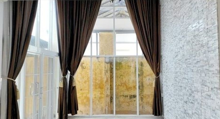 À vendre 5 chambres maison à Mueang Nakhon Ratchasima, Nakhon Ratchasima