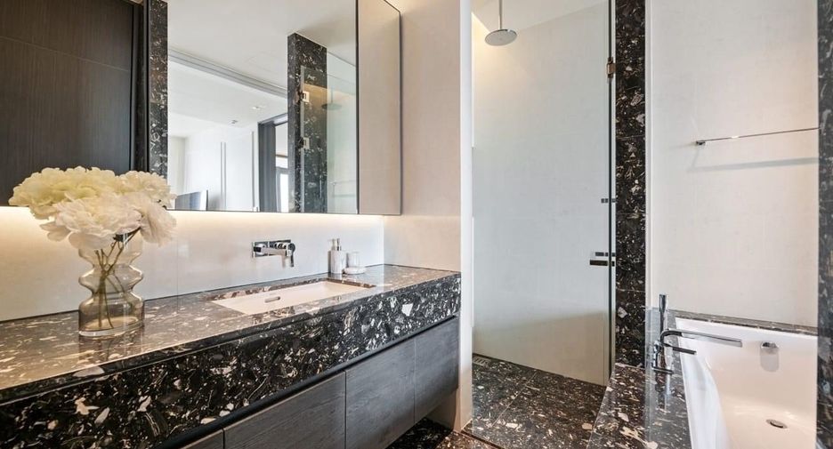 Condo en alquiler y en venta de 1 habitaciones en Khlong Toei, Bangkok