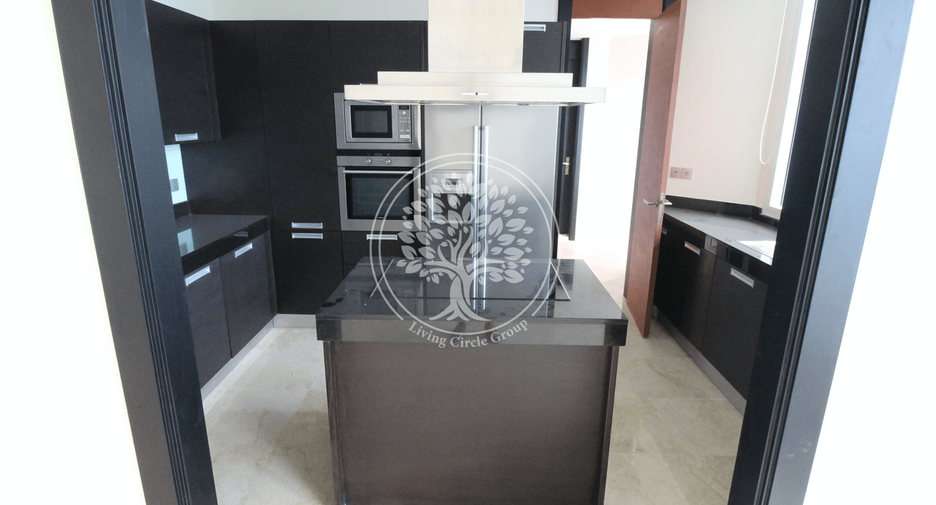For rent and for sale 3 bedrooms condo in Sathon, Bangkok