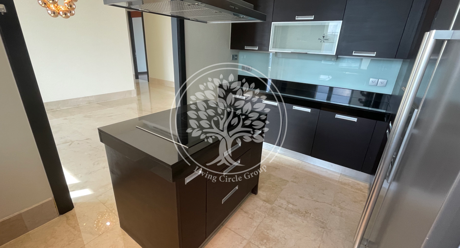 For rent and for sale 3 bedrooms condo in Sathon, Bangkok