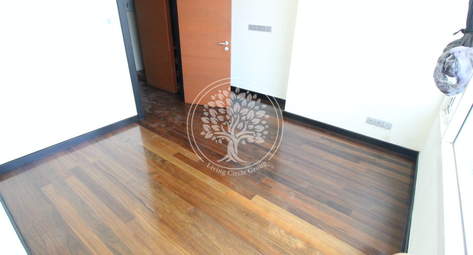For rent and for sale 3 bedrooms condo in Sathon, Bangkok