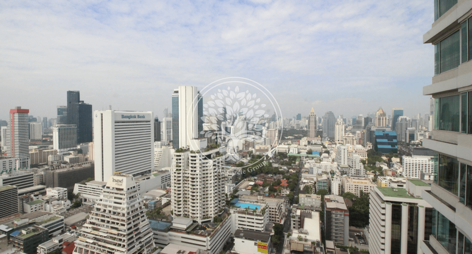 For rent and for sale 3 bedrooms condo in Sathon, Bangkok
