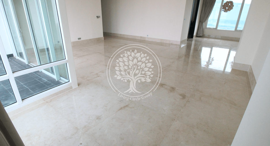 For rent and for sale 3 bedrooms condo in Sathon, Bangkok