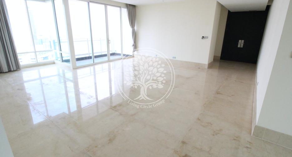 For rent and for sale 3 bedrooms condo in Sathon, Bangkok
