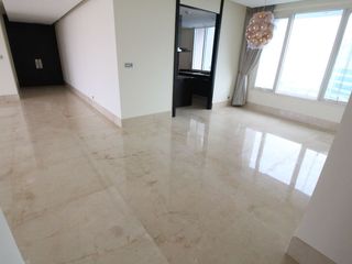 For rent and for sale 3 bedrooms condo in Sathon, Bangkok