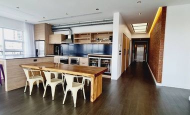 For rent 4 bedrooms condo in Watthana, Bangkok