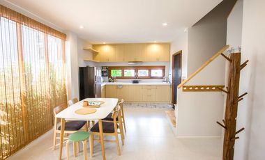 Casa adosada en venta de 3 habitaciones en Mueang Chiang Mai, Chiang Mai