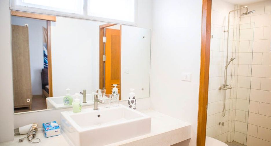 Casa adosada en venta de 3 habitaciones en Mueang Chiang Mai, Chiang Mai