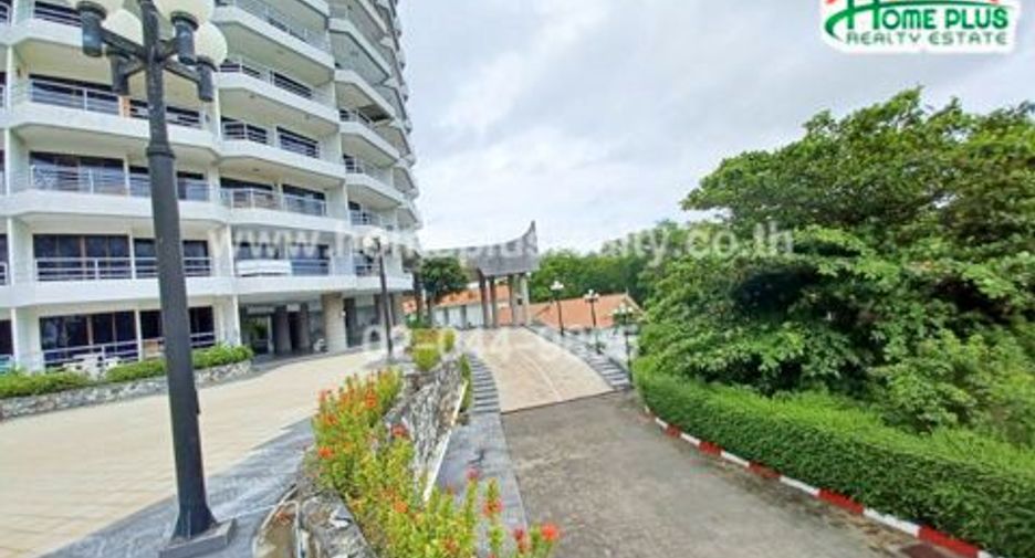For sale 3 bedrooms condo in Mueang Rayong, Rayong