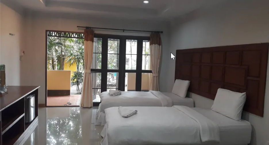 For sale 22 bed hotel in Mueang Mae Hong Son, Mae Hong Son