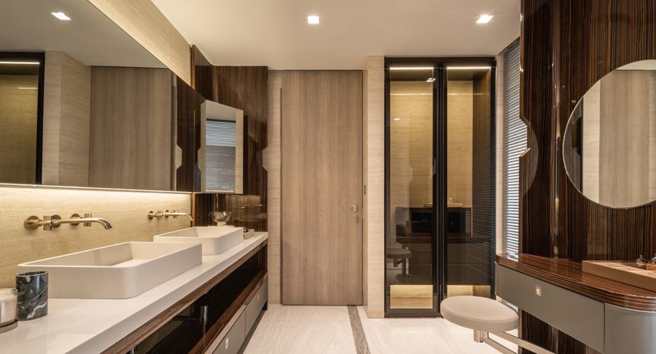 À vendre 5 chambres condo à Watthana, Bangkok