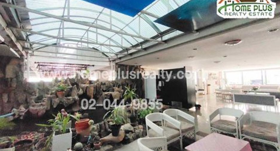 For sale 1 bed condo in Khan Na Yao, Bangkok