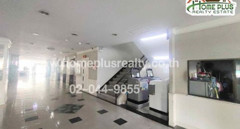 For sale 1 bed condo in Khan Na Yao, Bangkok