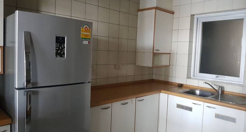 For sale 3 bedrooms condo in Pathum Wan, Bangkok
