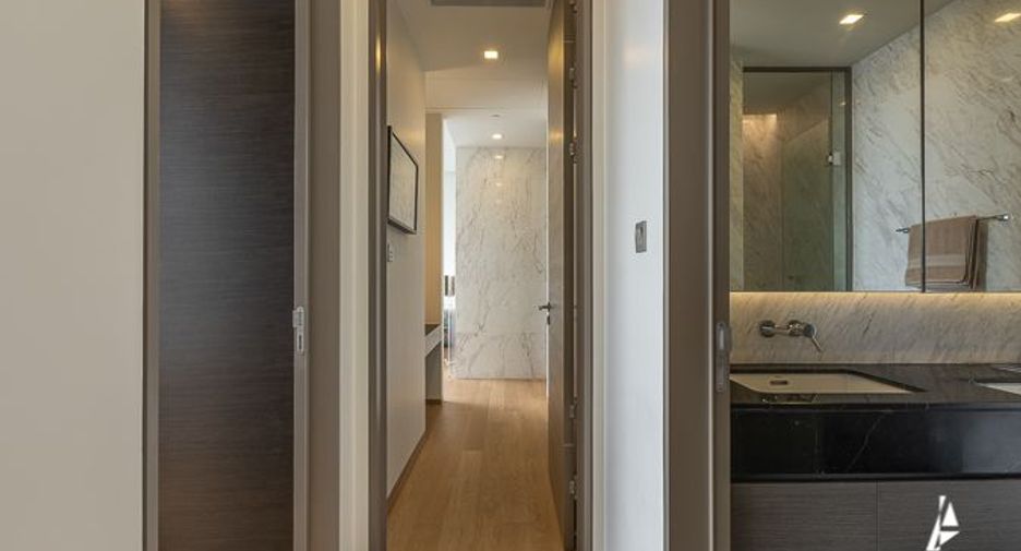 For rent そして for sale 2 ベッドルーム condo in Sathon, Bangkok
