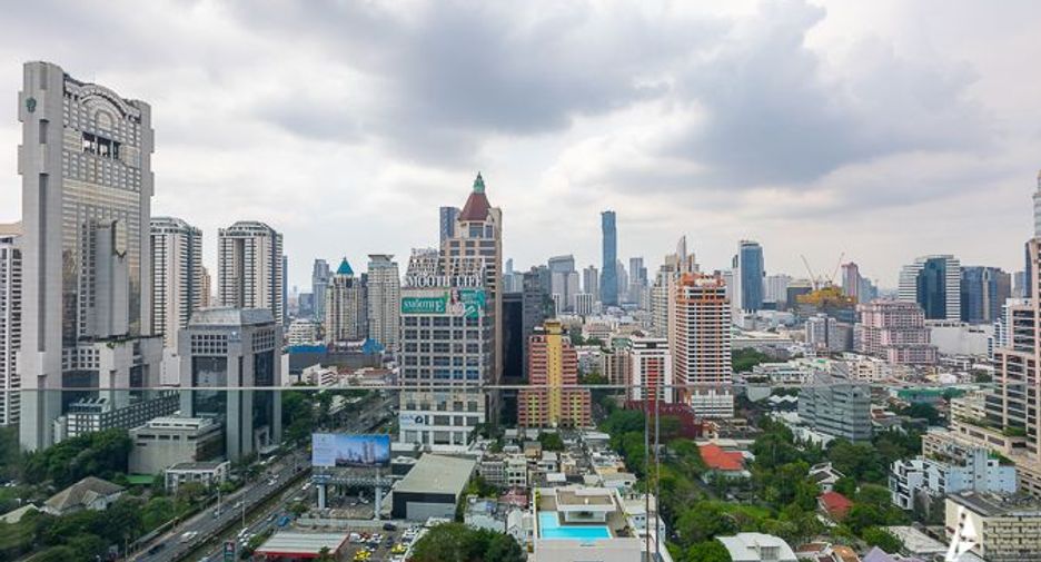 For rent そして for sale 2 ベッドルーム condo in Sathon, Bangkok