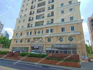 For sale 1 Beds condo in Huai Khwang, Bangkok