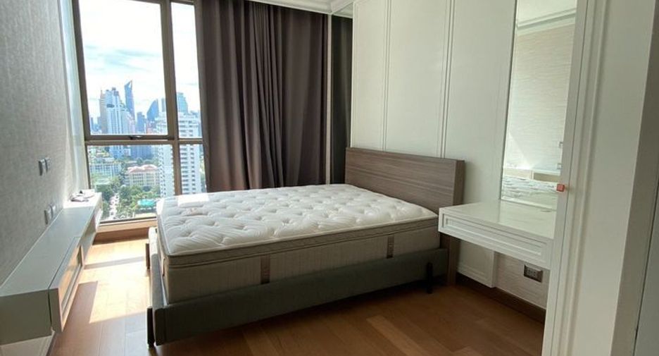 For rent and for sale 3 bedrooms condo in Watthana, Bangkok