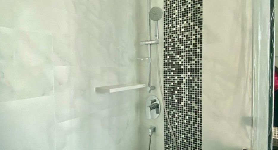 For rent and for sale 3 bedrooms condo in Watthana, Bangkok