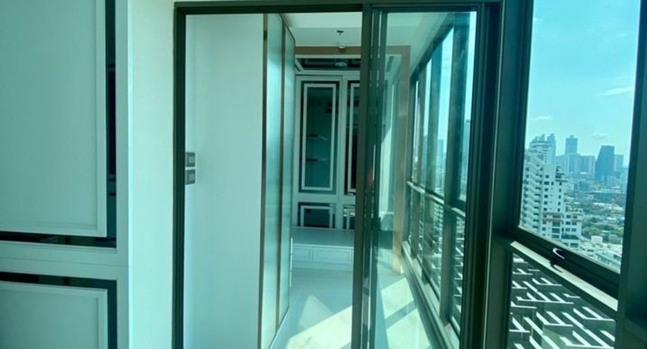 For rent and for sale 3 bedrooms condo in Watthana, Bangkok