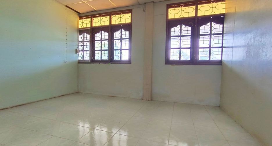 For sale 5 bed house in Mueang Suphanburi, Suphan Buri