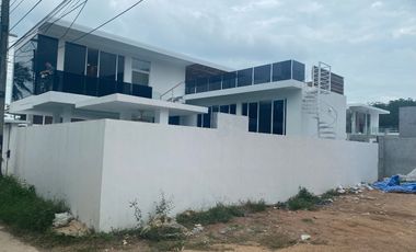For sale 3 bedrooms villa in Ko Samui, Surat Thani