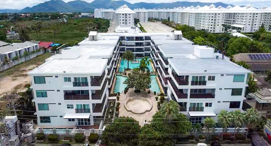 For sale 3 bedrooms condo in Cha Am, Phetchaburi