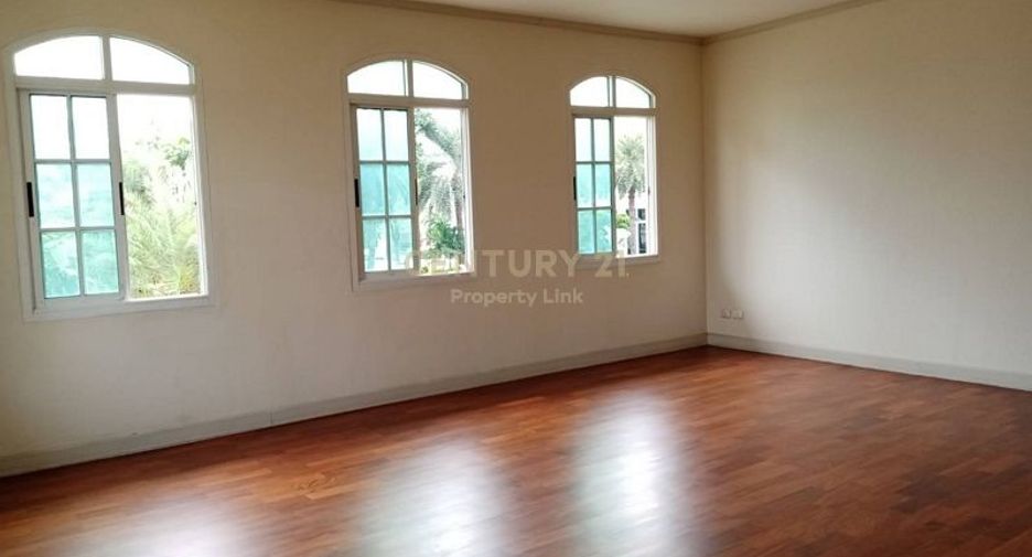 Haus zum Kauf mit 4 Zimmer in Prawet, Bangkok