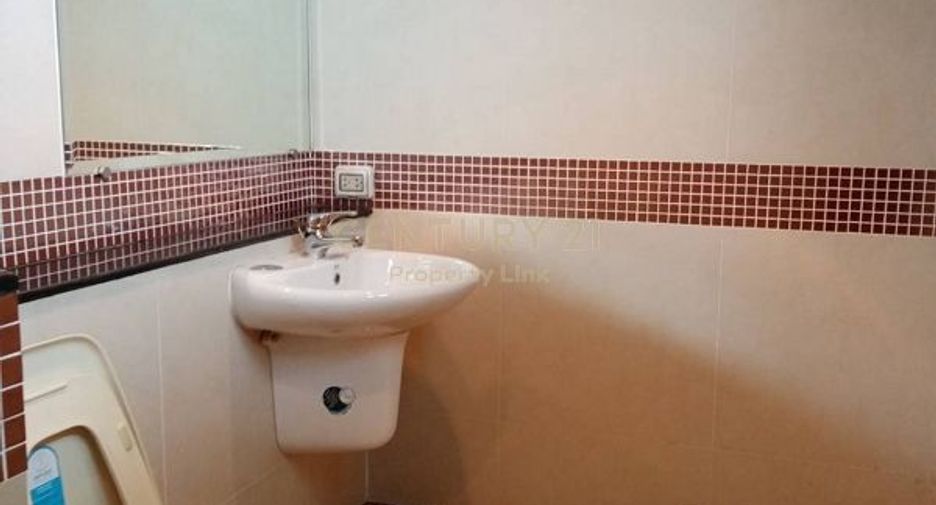 Haus zum Kauf mit 4 Zimmer in Prawet, Bangkok