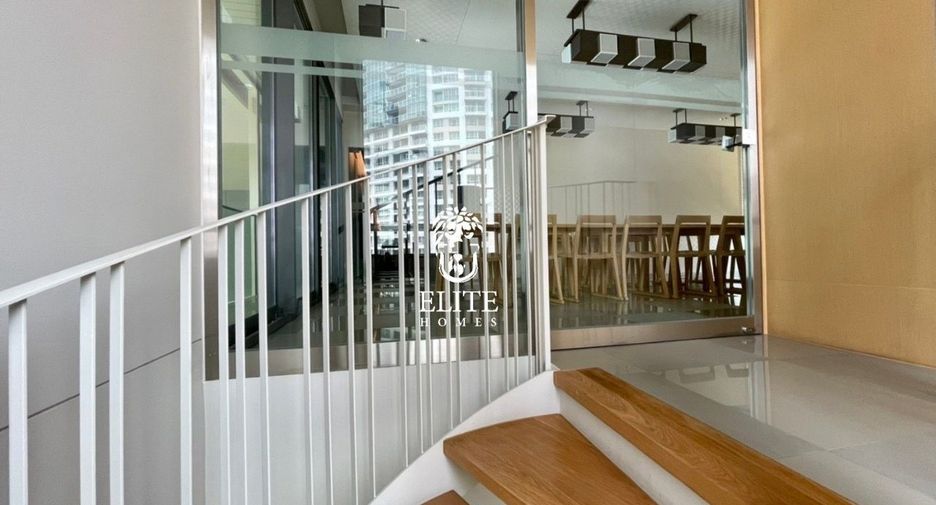 For rent and for sale 2 bedrooms condo in Pathum Wan, Bangkok