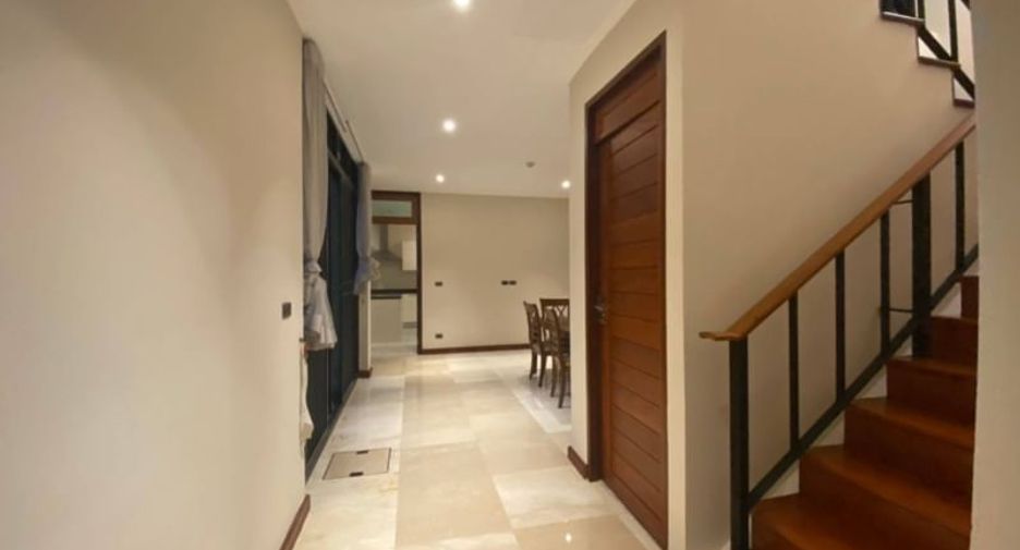 For rent 4 ベッドルーム house in Khlong Toei, Bangkok
