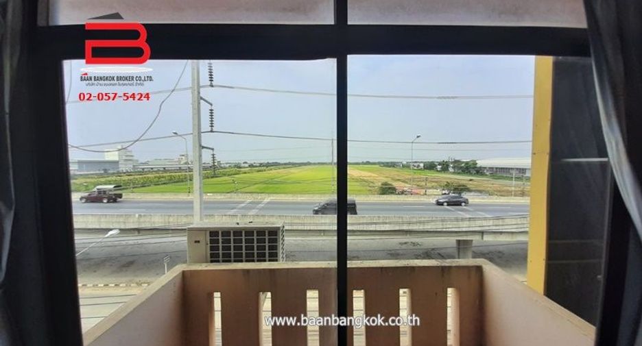 Local comercial en venta de 6 habitaciones en Bang Nam Priao, Chachoengsao