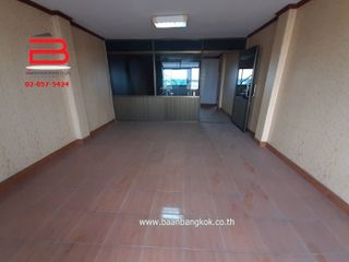 For sale 6 Beds retail Space in Bang Nam Priao, Chachoengsao