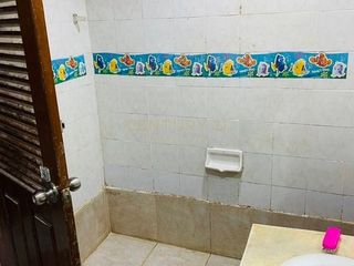 Продажа 4 спальни таунхаус в Krathum Baen, Самутсакхон