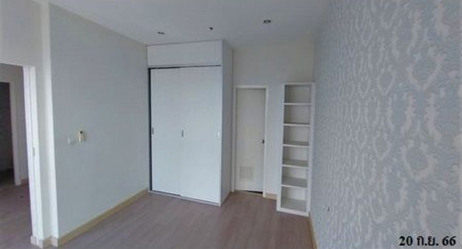 Apartment zum Kauf mit 3 Zimmer in Pak Kret, Nonthaburi