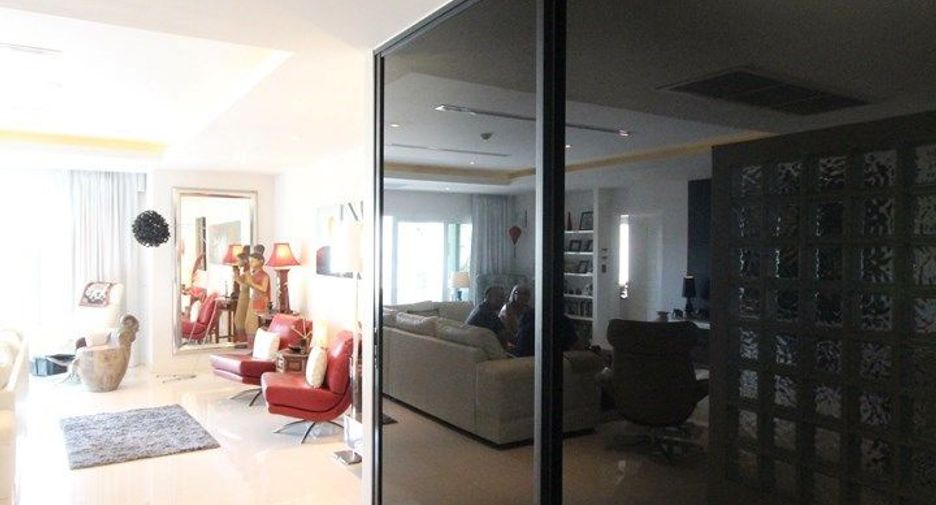 For sale 2 bedrooms condo in Bang Lamung, Chonburi
