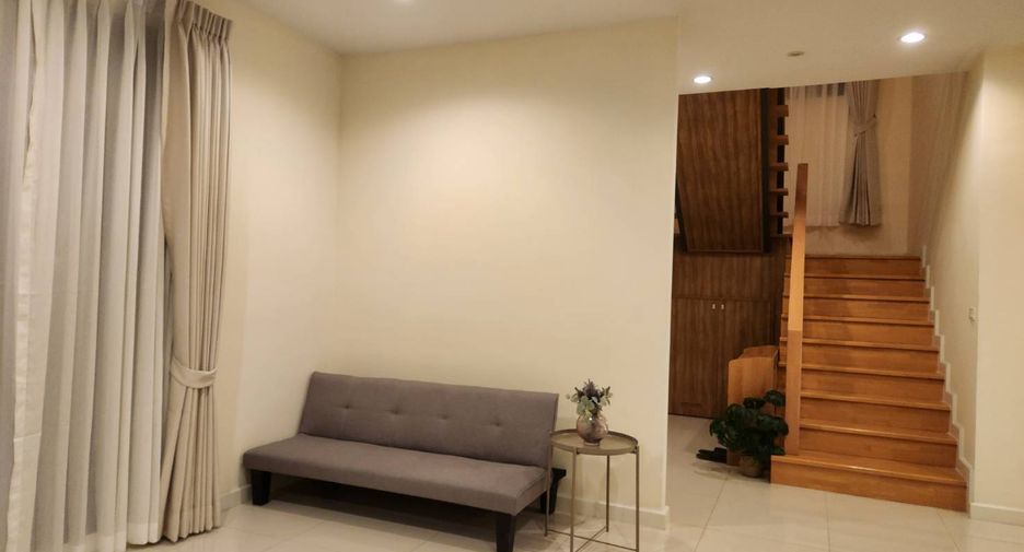 For rent 3 bedrooms house in Suan Luang, Bangkok