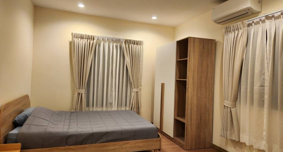For rent 3 bedrooms house in Suan Luang, Bangkok