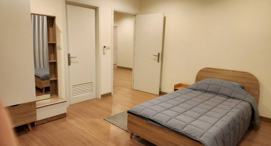 For rent 3 bedrooms house in Suan Luang, Bangkok