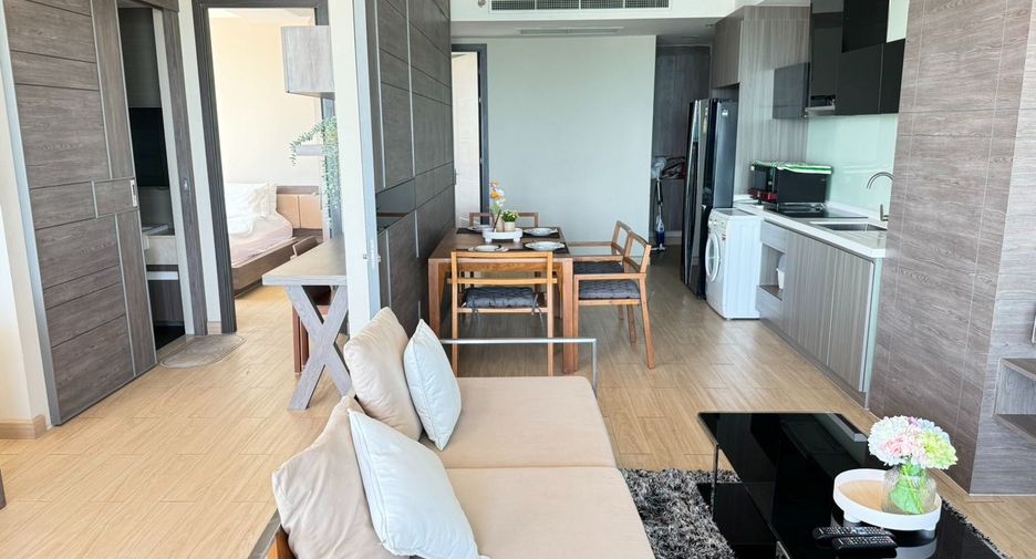 Condo en alquiler de 2 habitaciones en Bang Lamung, Chonburi